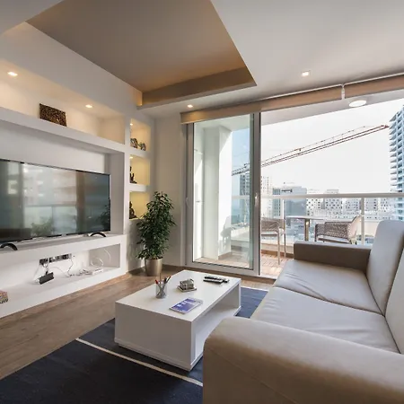 Stylish Seaview In A Prime Location Apartament Sliema