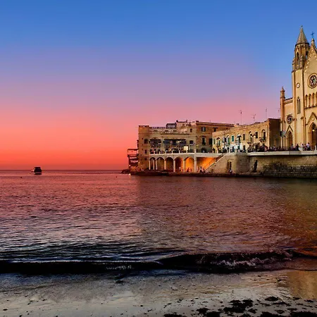 Apartment Stylish Seaview In A Prime Location Sliema