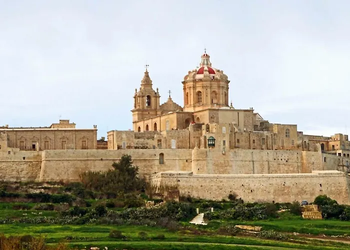 Apartament Stylish Seaview In A Prime Location