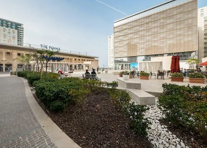 Stylish Seaview In A Prime Location Apartament *