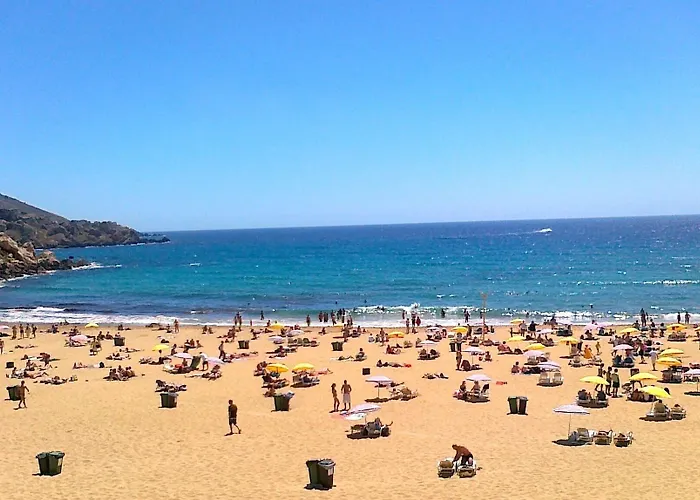 Stylish Seaview In A Prime Location Lägenhet Sliema